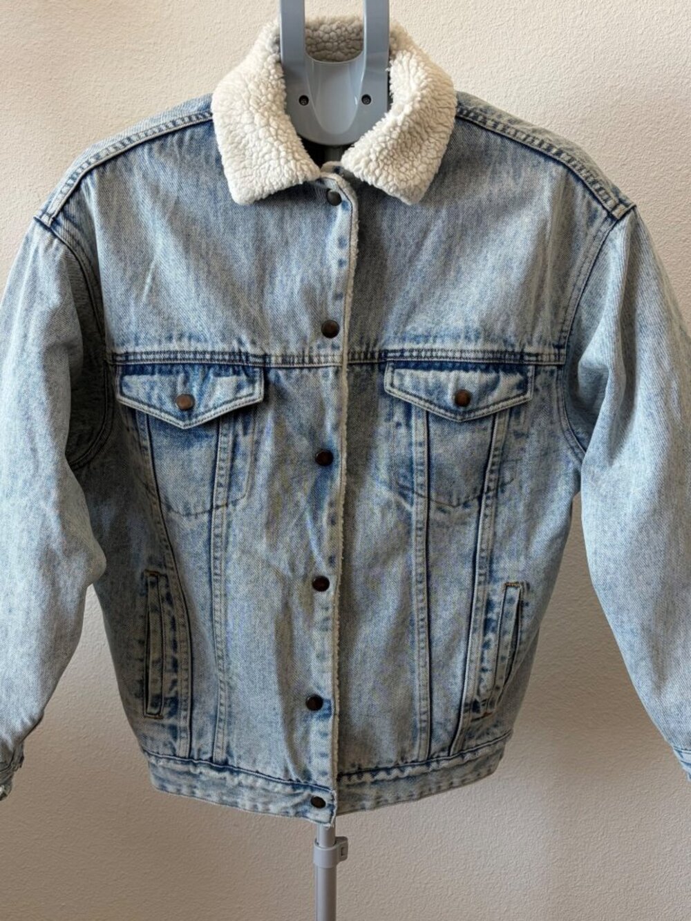 Vintage Nordstrom Brass Plum Small Light Wash Denim Jacket Sherpa Trucker Bomber